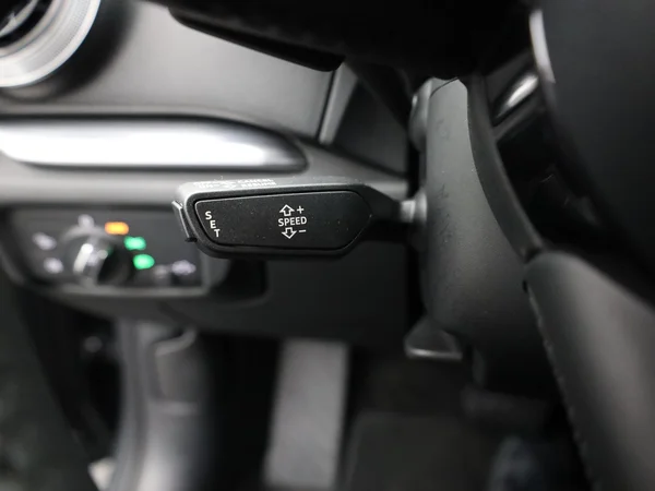 AUDI A3 Sedan (2019) — foto 2 van 18