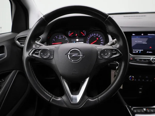 Opel Crossland (2021) — foto 33 van 35