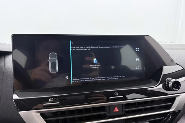 Citroen C4 (2023) — foto 7 van 32