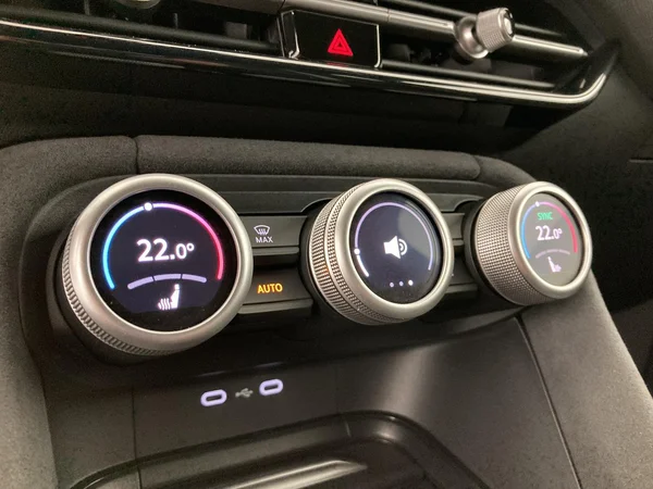 SKODA Kodiaq (2025) — foto 24 van 36