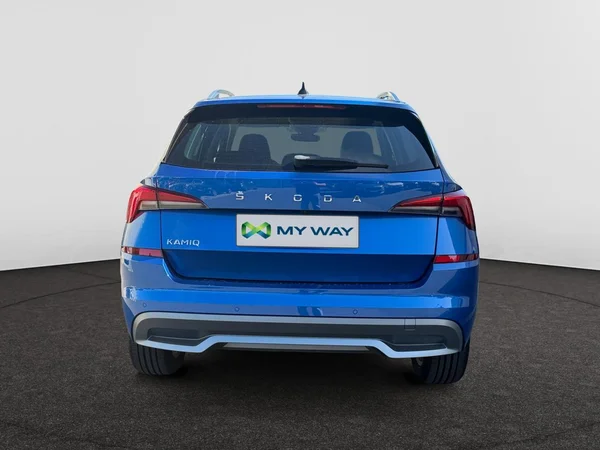 SKODA Kamiq (2022) — foto 7 van 20