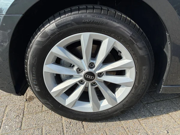 AUDI A3 Sportback (2022) — foto 14 van 24