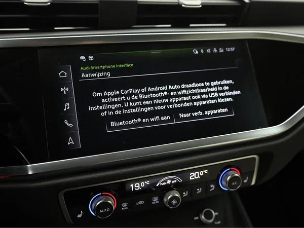 AUDI Q3 (2021) — foto 10 van 24