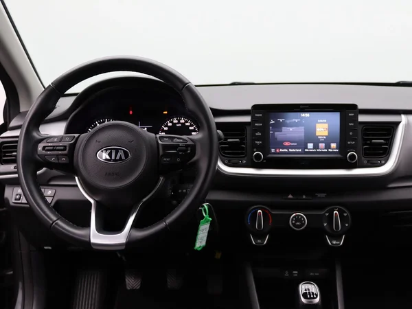 Kia Stonic (2018) — foto 15 van 19