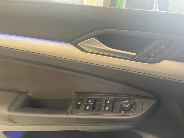 VOLKSWAGEN Golf VIII SW (2022) — foto 17 van 21
