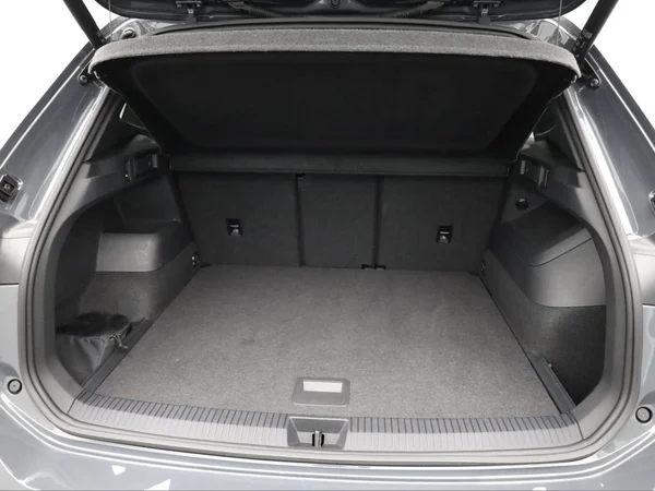 VOLKSWAGEN Tiguan (2025) — foto 2 van 24