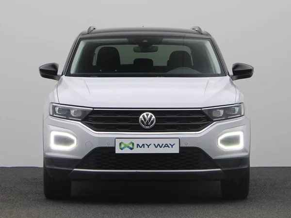 VOLKSWAGEN T-Roc (2019) — foto 16 van 20