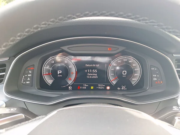 AUDI A6 Avant (2025) — foto 2 van 24