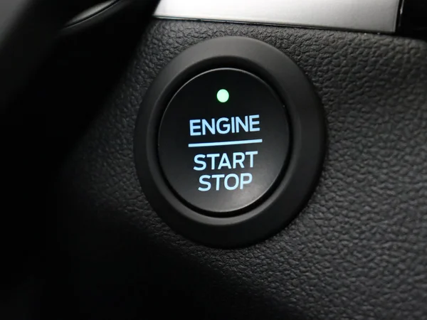 FORD Kuga (2024) — foto 16 van 28