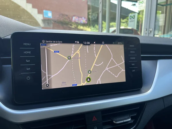 SKODA Scala (2020) — foto 4 van 17