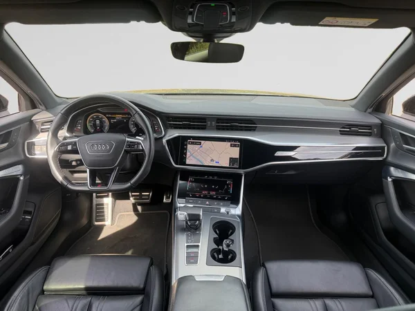 AUDI A6 Avant PHEV (2021) — foto 13 van 19
