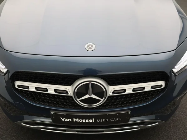 Mercedes-Benz GLA (2022) — foto 15 van 24