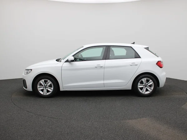 Audi A1 Sportback (2023) — foto 33 van 38