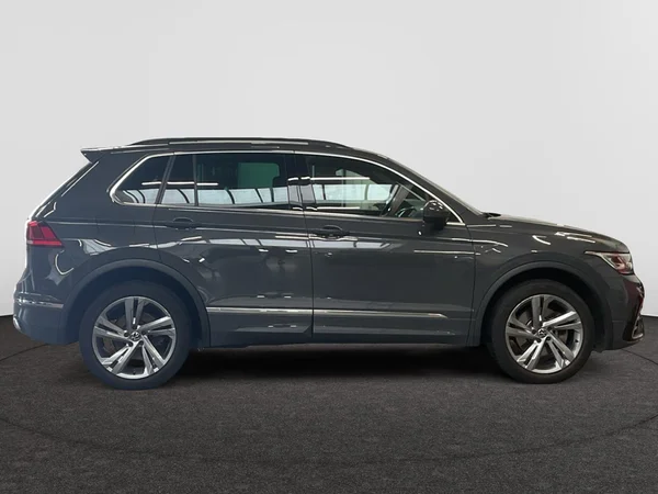 VOLKSWAGEN Tiguan eHybrid (PHEV) (2022) — foto 19 van 22