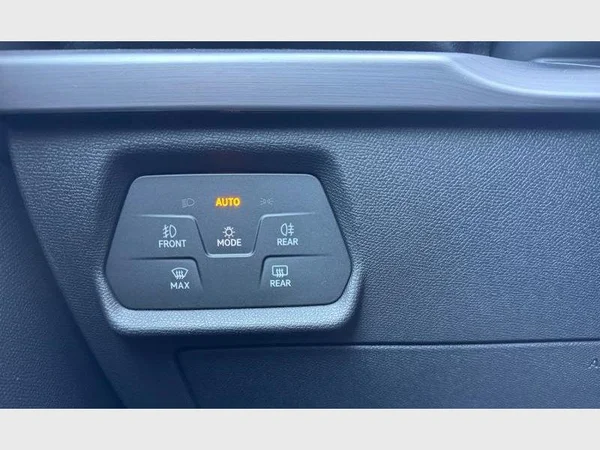Seat Leon (2022) — foto 5 van 32