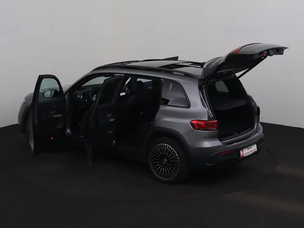 MERCEDES EQB 250 (2022) — foto 34 van 35