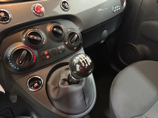 Fiat 500 (2023) — foto 6 van 26