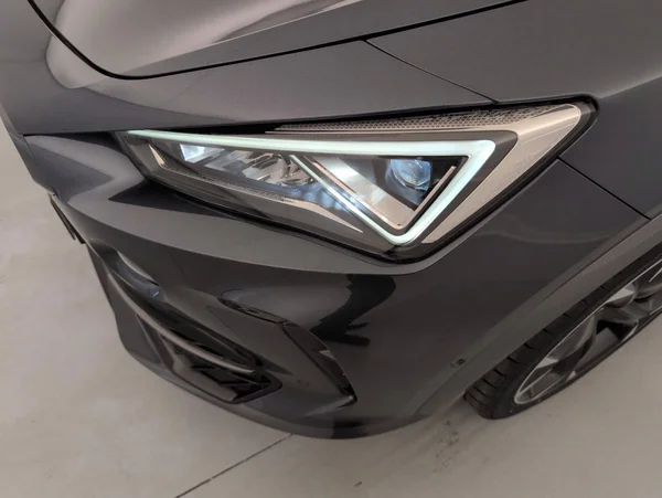 CUPRA Formentor E-Hybrid (PHEV) (2024) — foto 16 van 37
