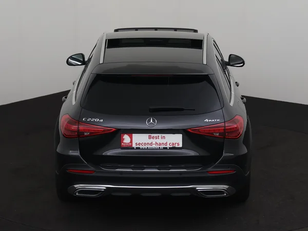 MERCEDES C 220 (2022) — foto 28 van 31