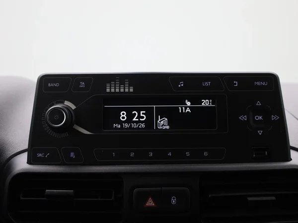 Opel Combo Life (2022) — foto 11 van 35