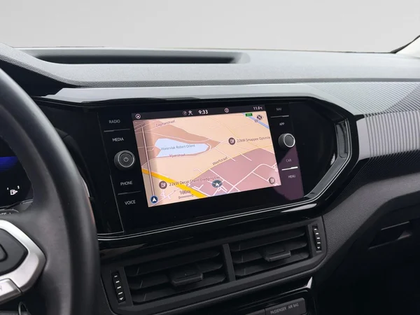 VOLKSWAGEN T-Cross (2023) — foto 6 van 21