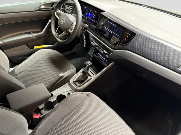 VOLKSWAGEN Polo (2026) — foto 13 van 15