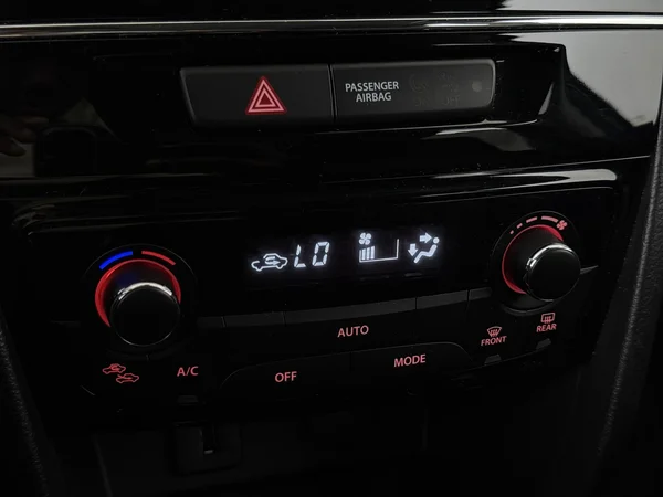 SUZUKI Vitara (2023) — foto 17 van 27