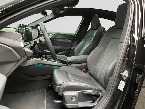 AUDI A5 e-hybrid (PHEV) (2025) — foto 11 van 24