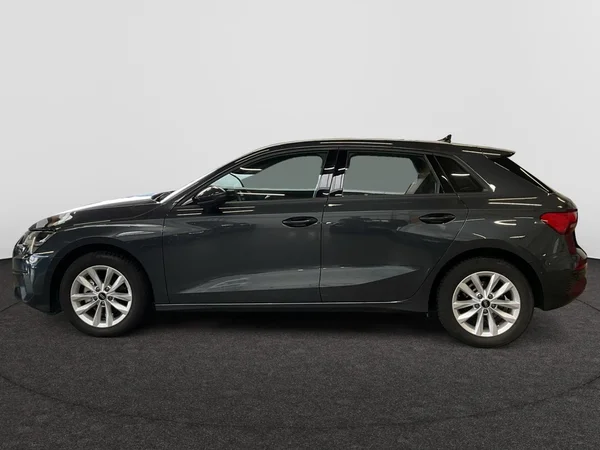 AUDI A3 Sportback (2024) — foto 12 van 22