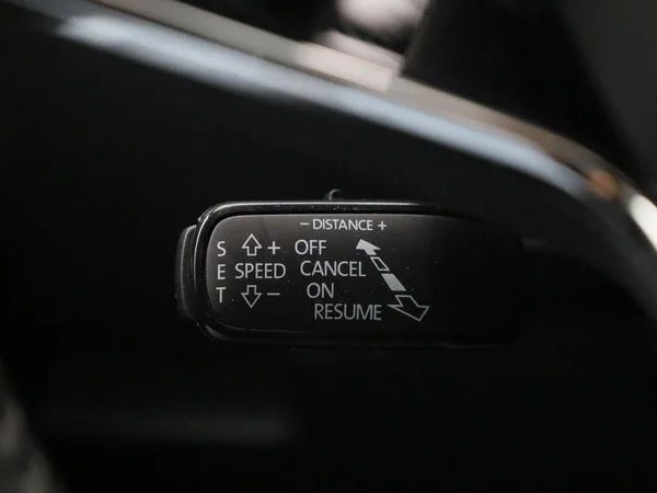 Škoda Superb (2022) — foto 17 van 47