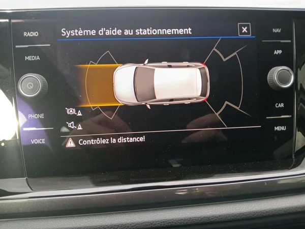 VOLKSWAGEN Polo (2022) — foto 11 van 19