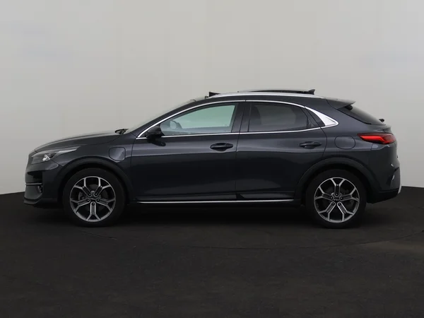 KIA XCeed (2022) — foto 12 van 32