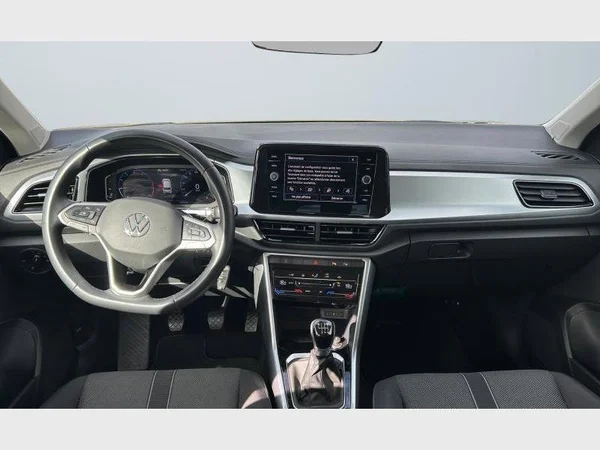 Volkswagen T-Roc (2022) — foto 4 van 29