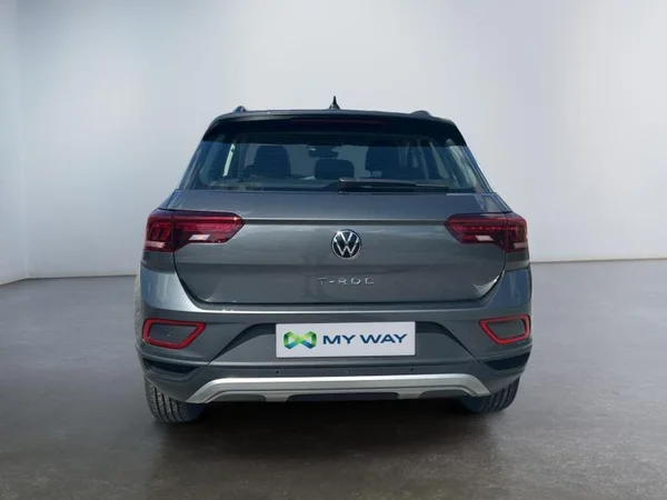 VOLKSWAGEN T-Roc (2023) — foto 27 van 31