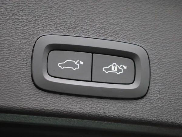 Volvo XC40 (2024) — foto 7 van 48