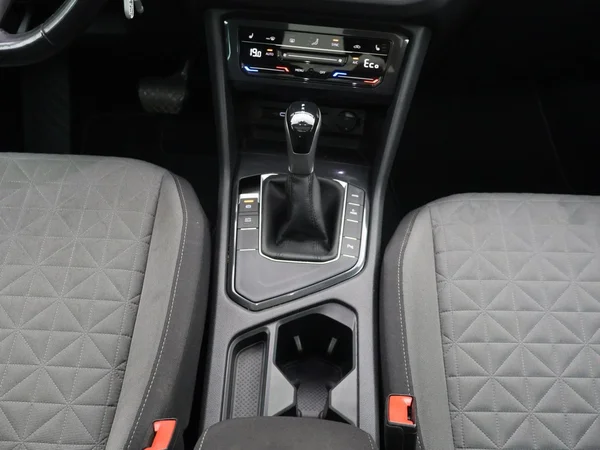 VOLKSWAGEN Tiguan eHybrid (PHEV) (2022) — foto 9 van 29