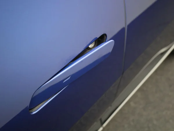 Kia EV6 (2023) — foto 8 van 48