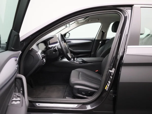 BMW 5 Reeks (2022) — foto 3 van 46