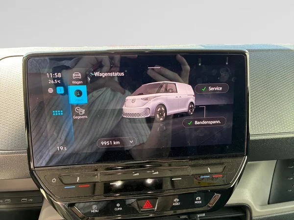 VOLKSWAGEN ID.Buzz (2023) — foto 9 van 24