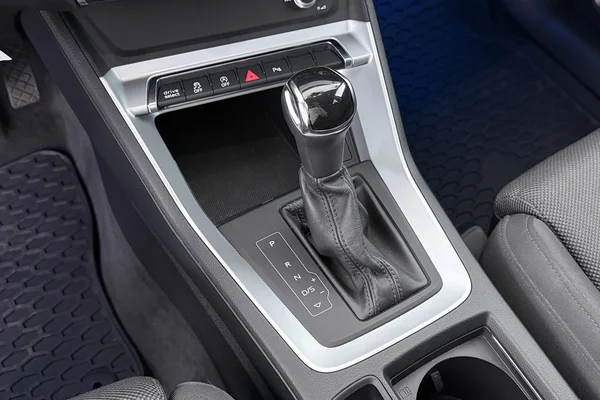 Audi Q3 Sportback (2020) — foto 8 van 26