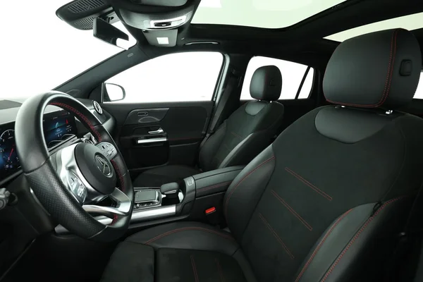 Mercedes-Benz GLA-Klasse (2023) — foto 16 van 16