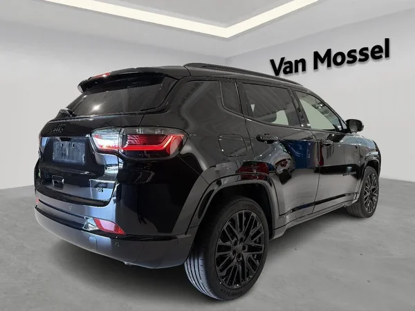 Jeep Compass (2023) — foto 15 van 21