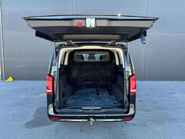 Mercedes-Benz Vito (2022) — foto 18 van 21