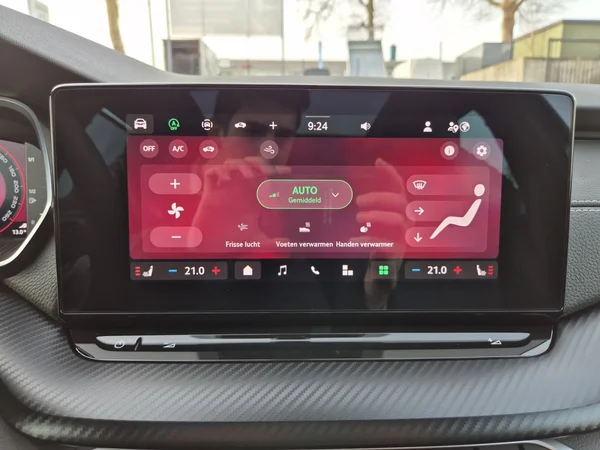 SKODA Octavia Combi (2026) — foto 15 van 25