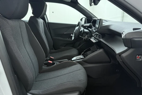 Peugeot 2008 (2025) — foto 14 van 16