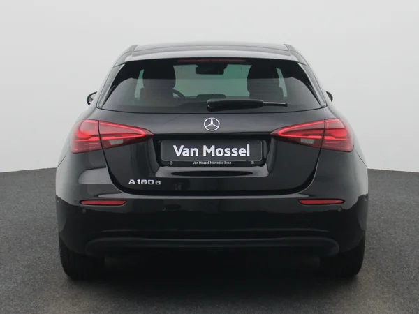 Mercedes-Benz A-Klasse (2023) — foto 42 van 46