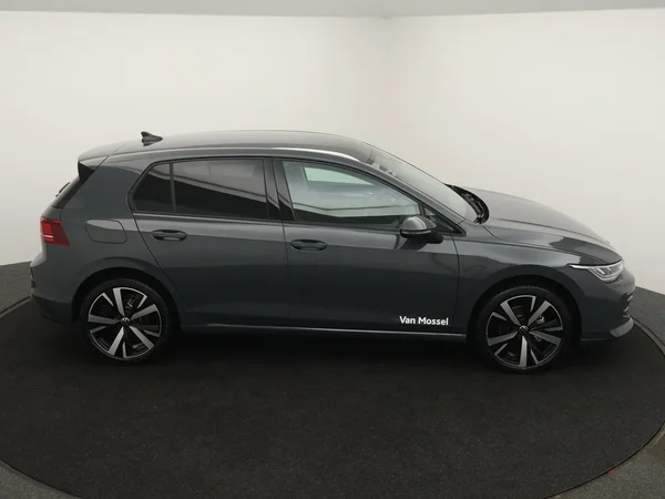 VOLKSWAGEN Golf VIII (2026) — foto 23 van 23