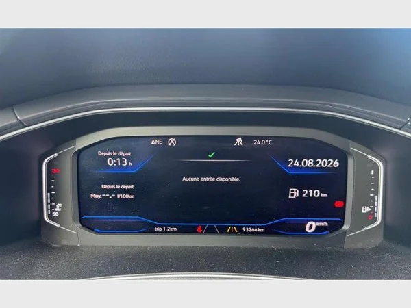 Volkswagen T-Roc (2018) — foto 3 van 29
