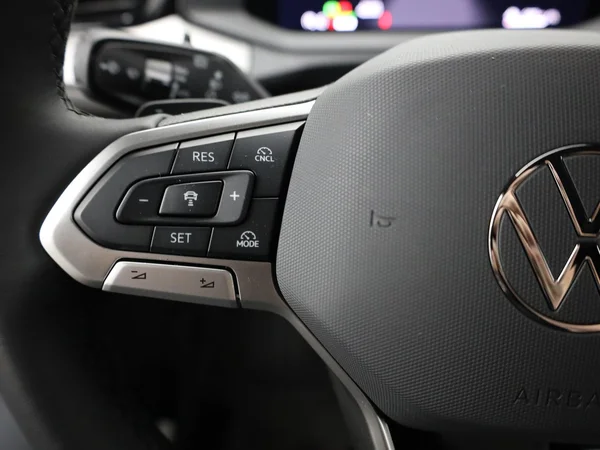 VOLKSWAGEN Multivan T7 Long eHybrid (PHEV) (2026) — foto 10 van 25