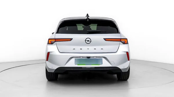 Opel Astra (2024) — foto 34 van 54